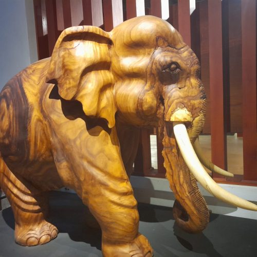 Lao Arts Museum & Buddha Park Tour