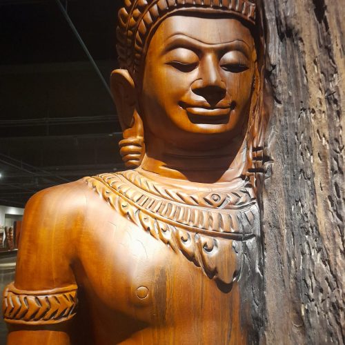 Lao Arts Museum & Buddha Park Tour