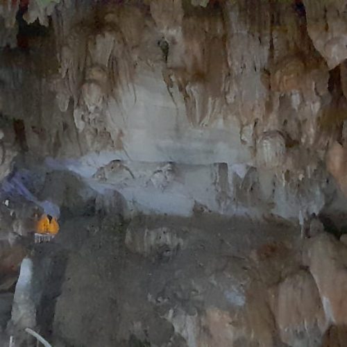 vangvieng-13-cave-interior-formations